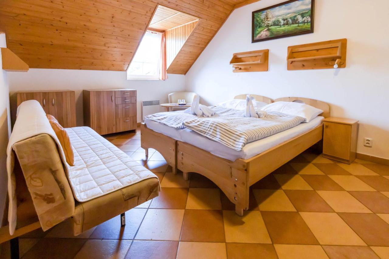 Horsky Hotel Rajska Bouda Malenovice  Εξωτερικό φωτογραφία